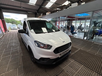 Used Ford Transit Courier 2018 for sale - 75556152: Photo