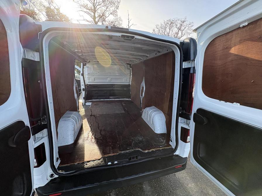 Used Vauxhall Vivaro 2018 for sale - 77894281: Photo 14