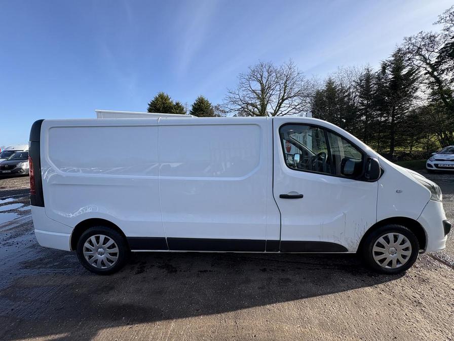 Used Vauxhall Vivaro 2018 for sale - 77894281: Photo 2