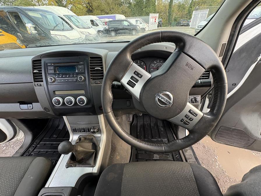 Used Nissan Navara 2013 for sale - 76442179: Photo 14