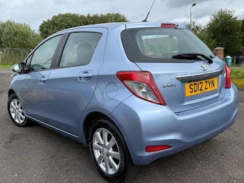 Used Toyota Yaris 2012 for sale - 79841452: Photo