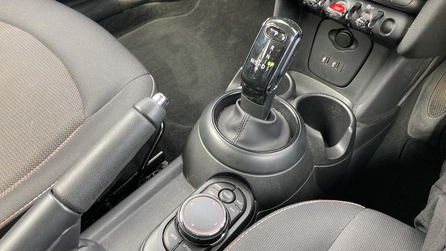 Used MINI Hatch 2019 for sale - 77994207: Photo 12