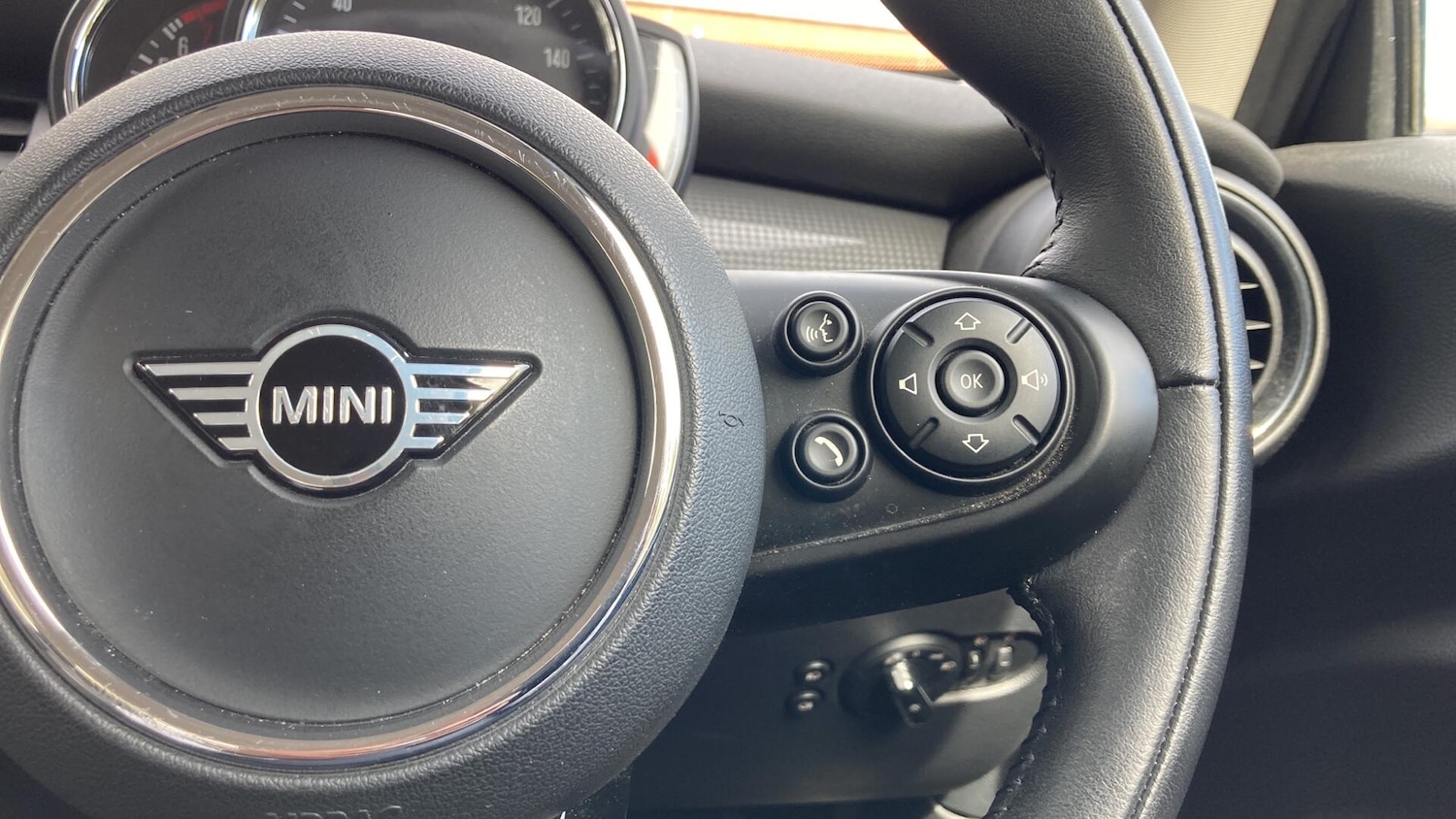 Used MINI Hatch 2019 for sale - 77994207: Photo 31