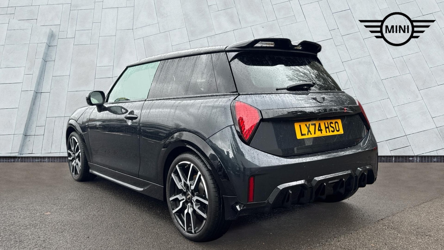 Used MINI Cooper 2024 for sale - 77616885: Photo 3