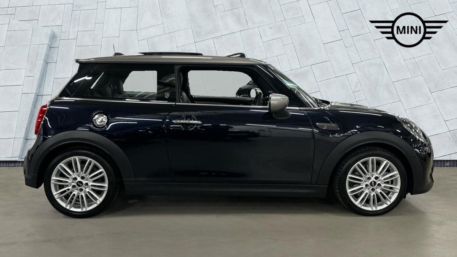 Used MINI Hatch 2023 for sale - 77616884: Photo 7