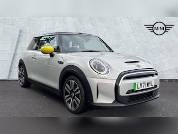 Used MINI Hatch 2021 for sale - 77616875: Photo