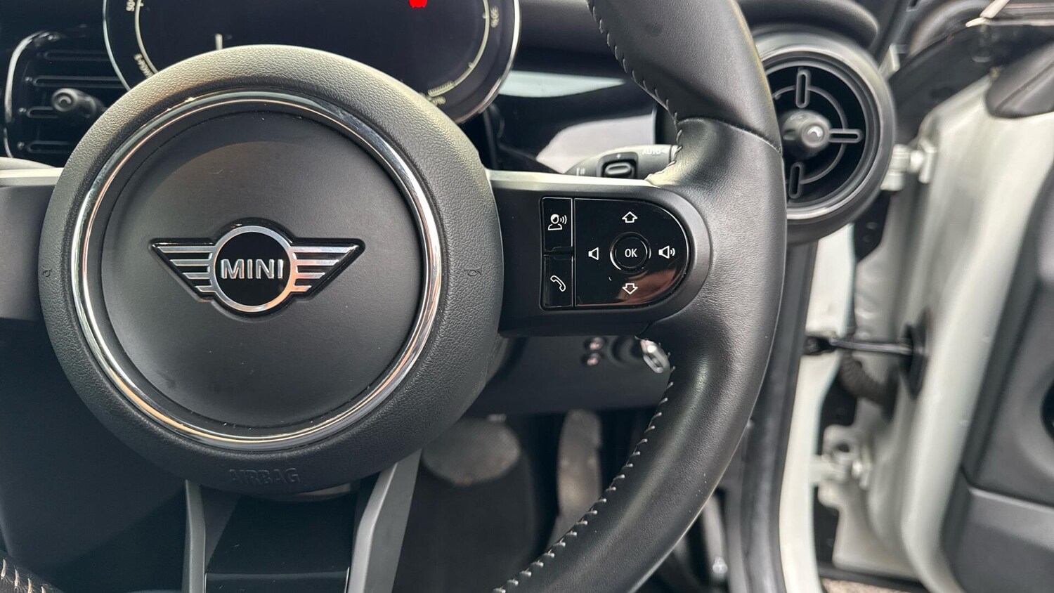 Used MINI Hatch 2021 for sale - 77616875: Photo 37