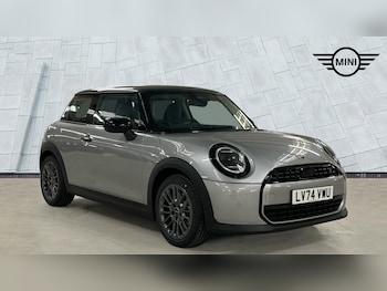 Used MINI Hatch 2024 for sale - 77723997: Photo