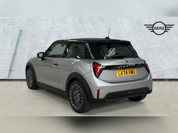 Used MINI Hatch 2024 for sale - 77723997: Photo