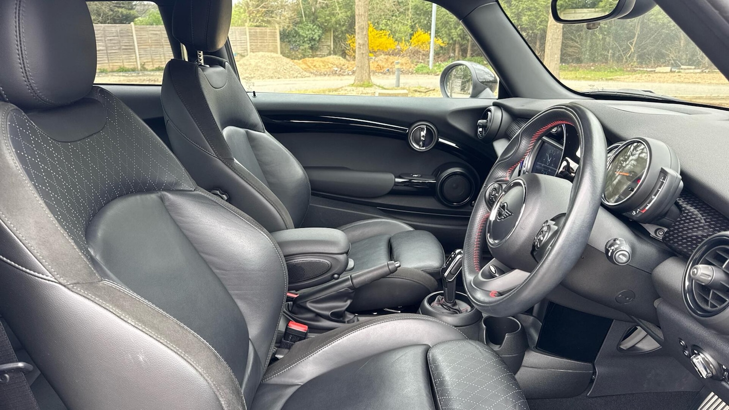 Used MINI Hatch 2019 for sale - 78020429: Photo 12