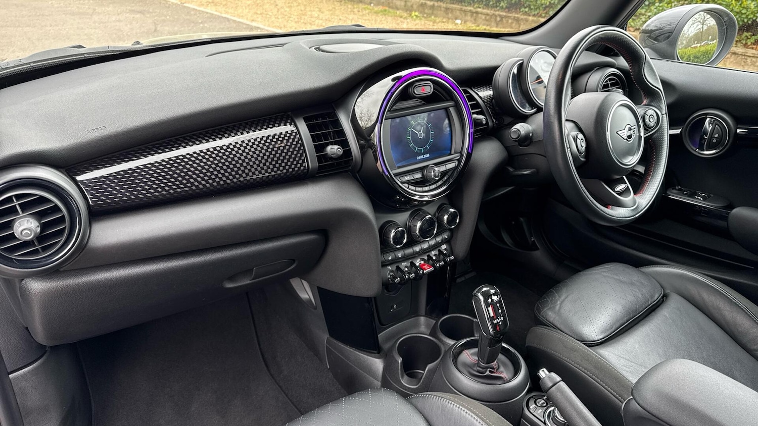 Used MINI Hatch 2019 for sale - 78020429: Photo 9