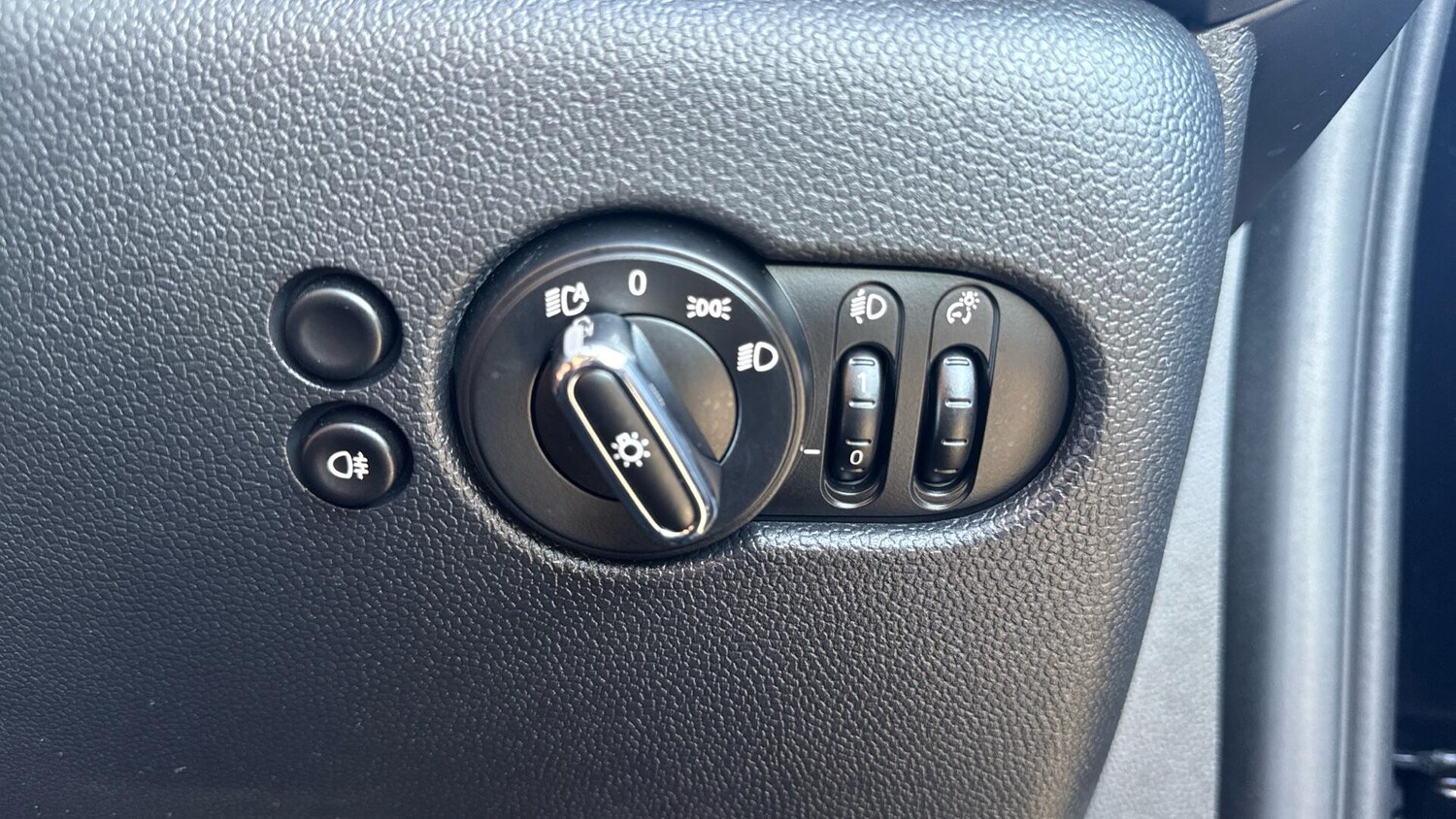 Used MINI Convertible for sale - 77754100: Photo 20