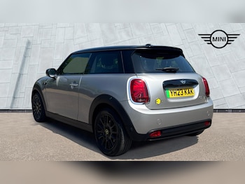 Used MINI Hatch 2023 for sale - 78982556: Photo