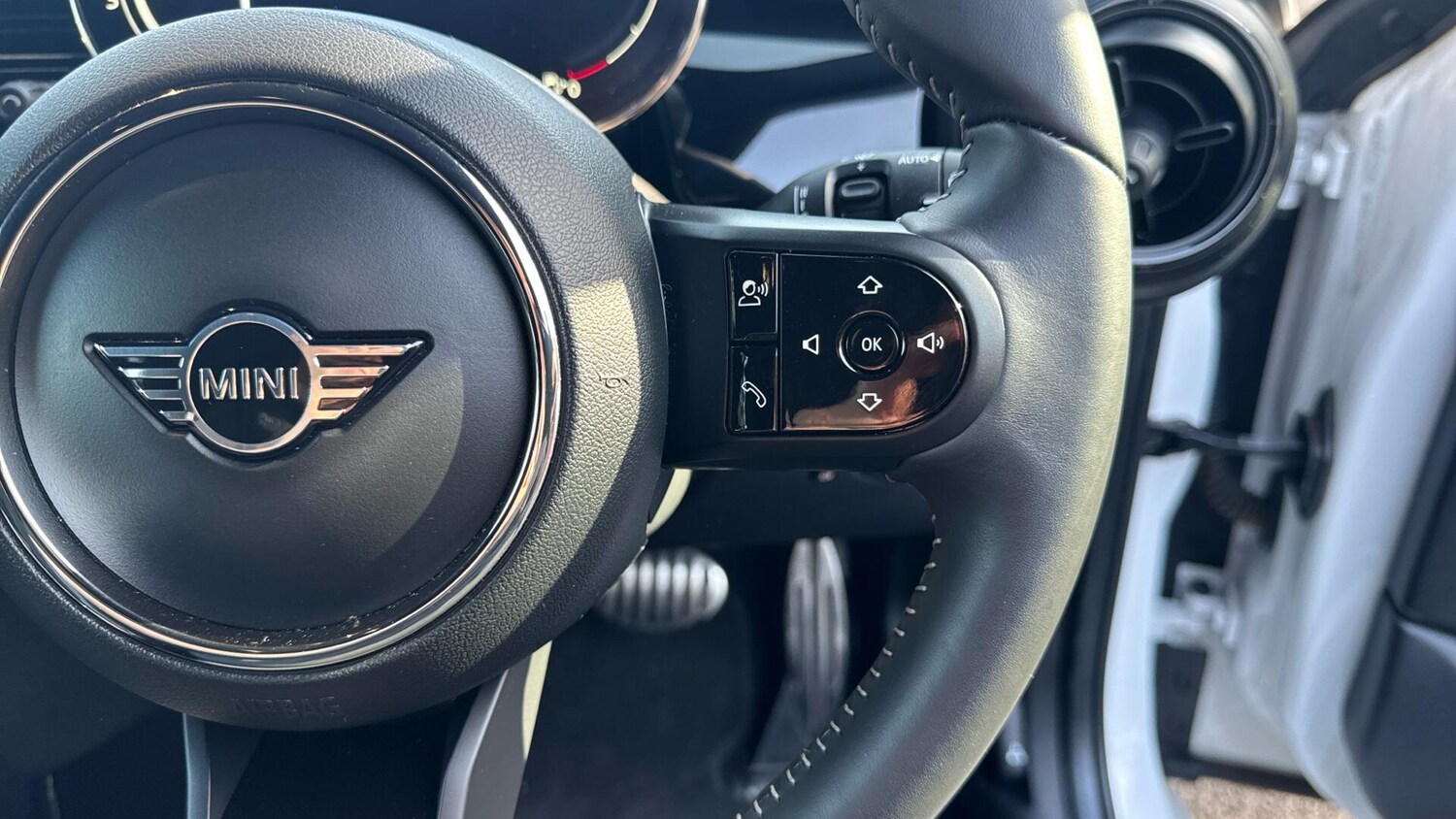 Used MINI Hatch 2023 for sale - 77683759: Photo 26