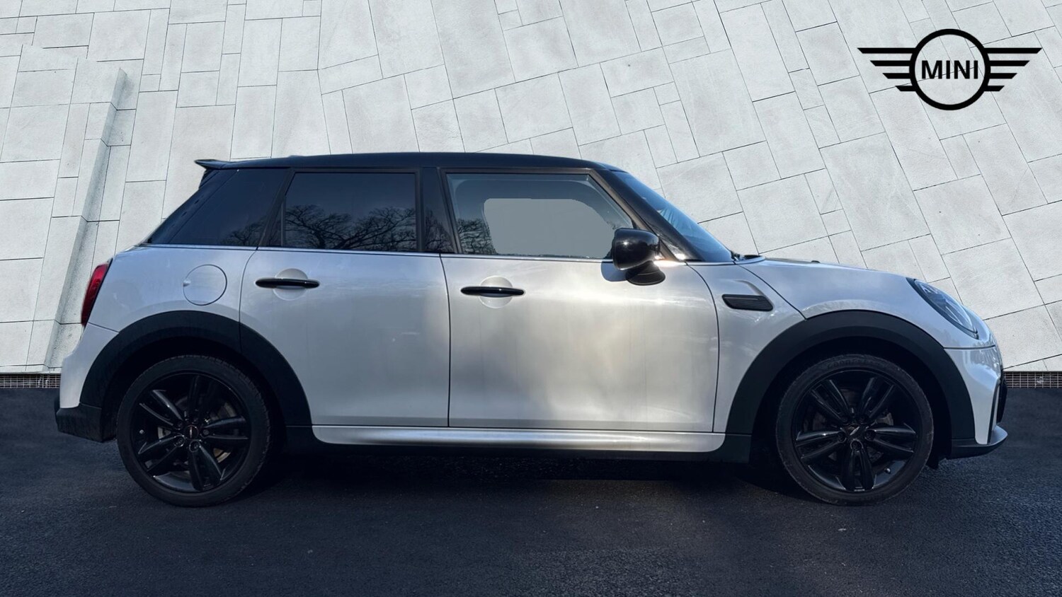 Used MINI Hatch 2023 for sale - 77683759: Photo 6