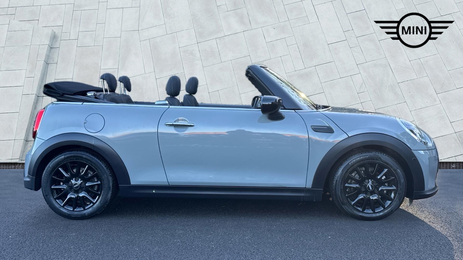 Used MINI Convertible 2021 for sale - 77616878: Photo 5