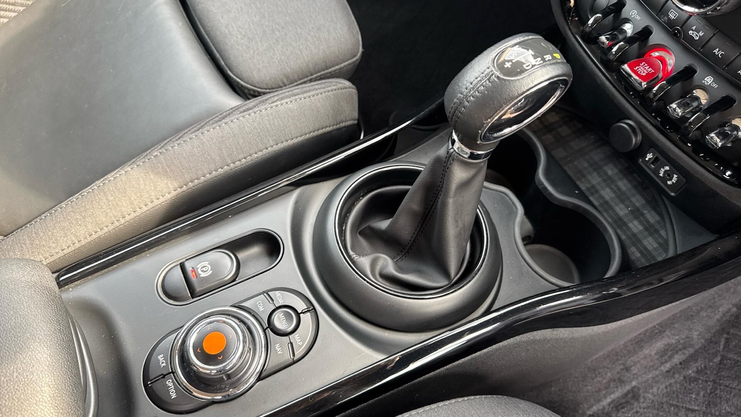 Used MINI Clubman 2018 for sale - 77992880: Photo 16