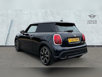 Used MINI Hatch 2023 for sale - 77825293: Photo