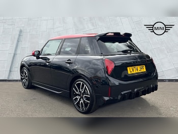 Used MINI Hatch 2024 for sale - 77824865: Photo