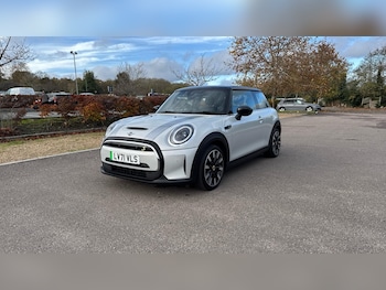 Used MINI Hatch 2021 for sale - 77616880: Photo