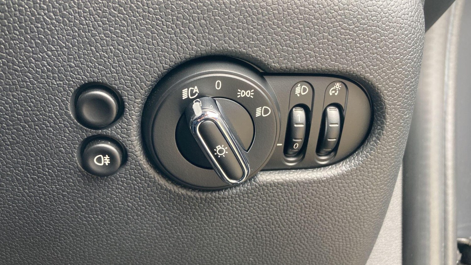 Used MINI Hatch 2018 for sale - 77616863: Photo 19