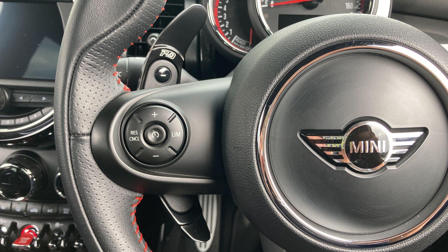 Used MINI Hatch 2018 for sale - 77616863: Photo 36