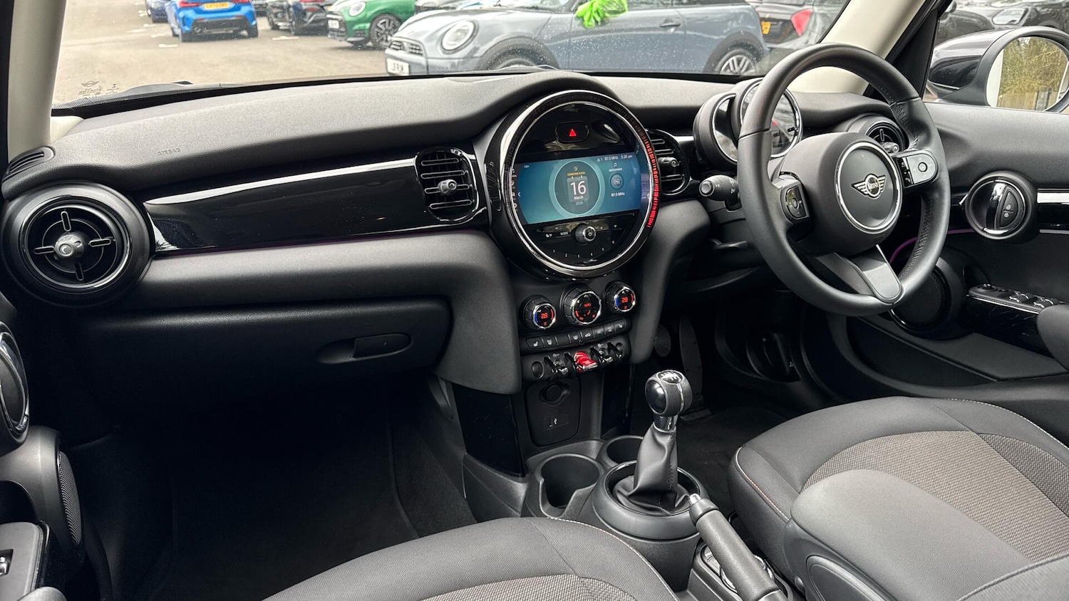 Used MINI Hatch 2022 for sale - 77925256: Photo 9