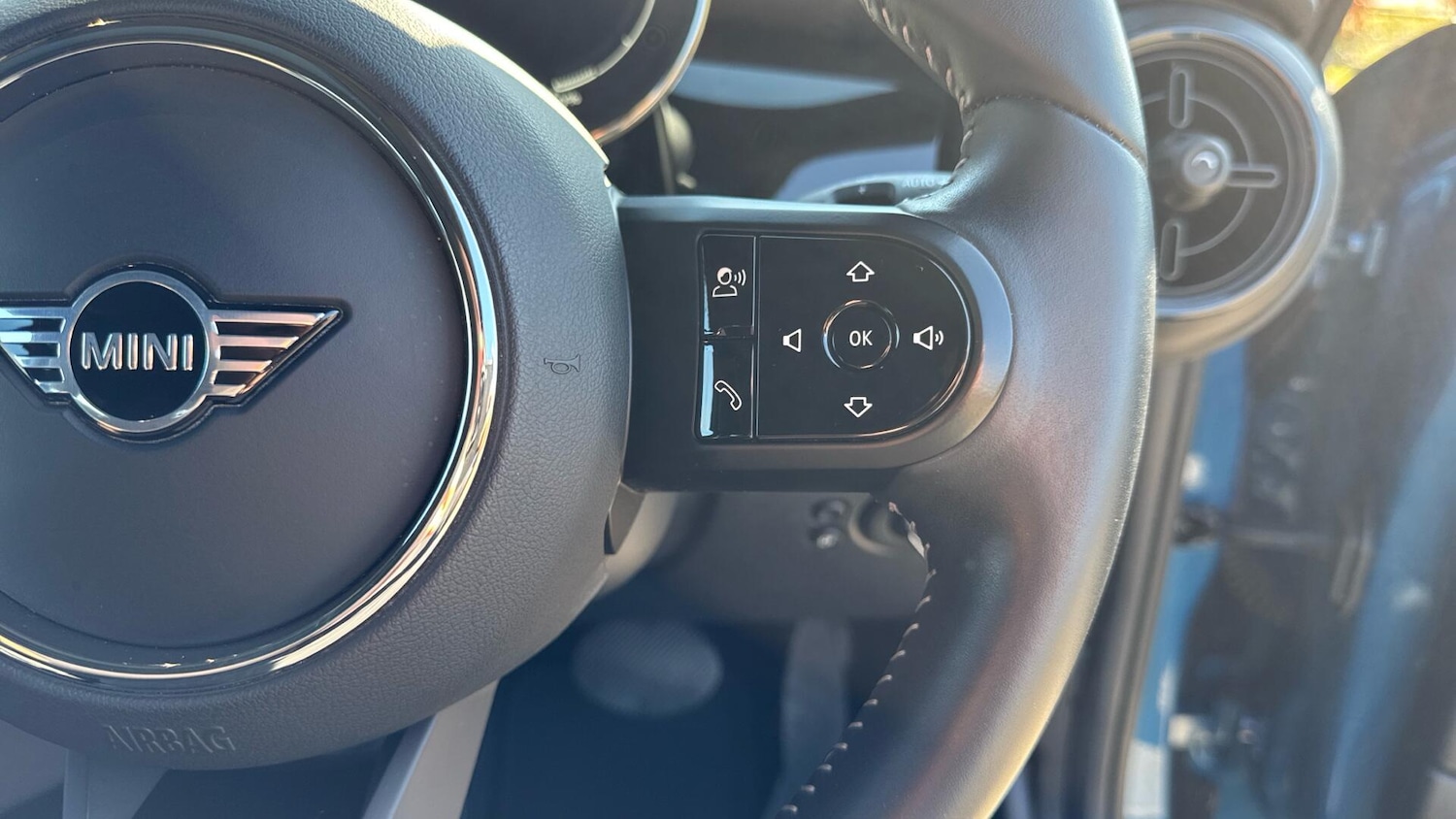 Used MINI Hatch 2023 for sale - 77994337: Photo 14