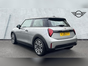 Used MINI Cooper 2025 for sale - 77616872: Photo