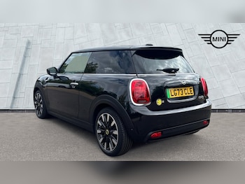 Used MINI Hatch 2023 for sale - 79440679: Photo