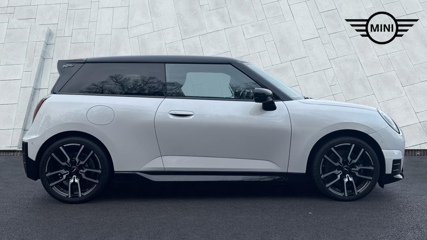 Used MINI Cooper 2024 for sale - 77616870: Photo 6