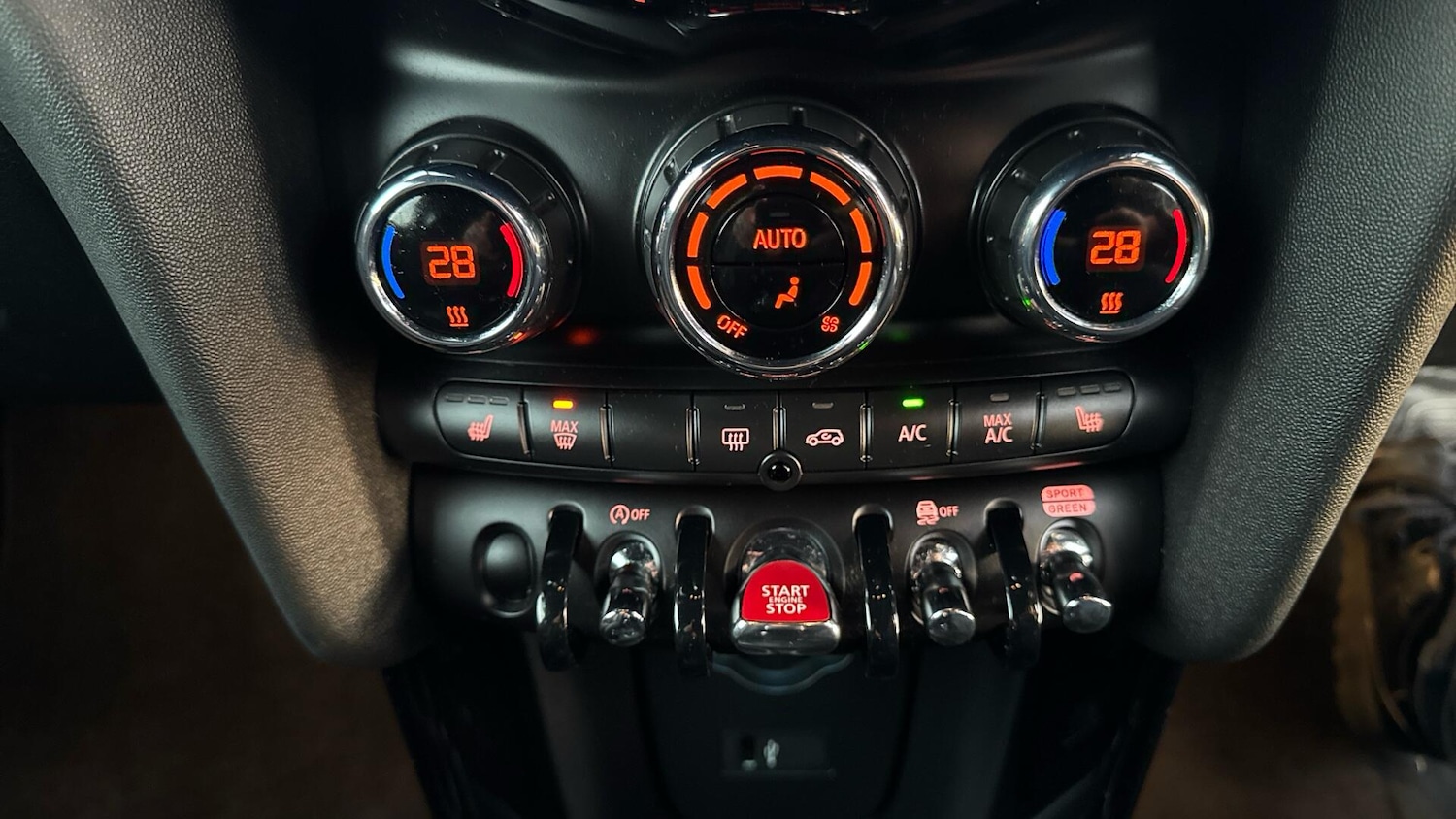 Used MINI Hatch 2023 for sale - 77616874: Photo 27