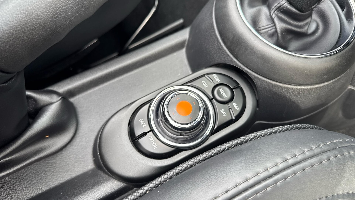 Used MINI Convertible 2020 for sale - 77892970: Photo 12