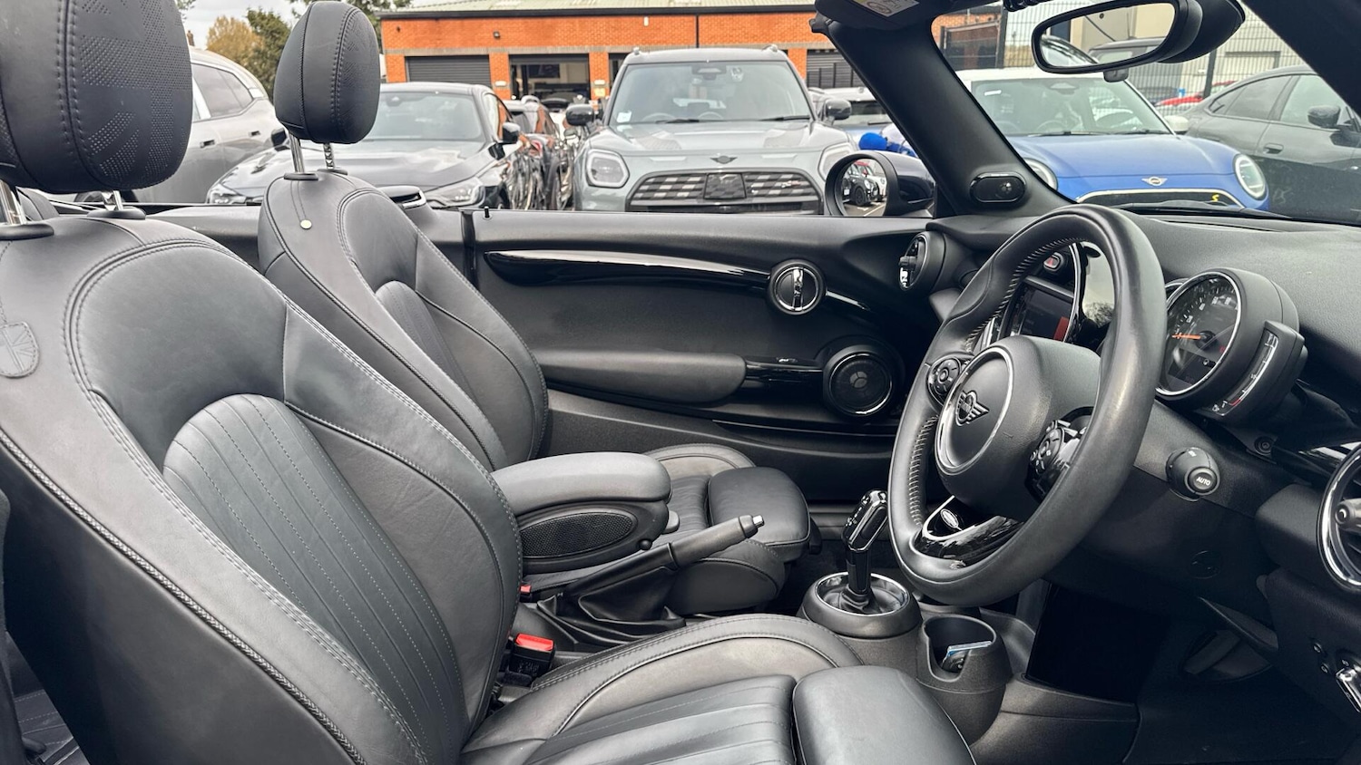 Used MINI Convertible 2020 for sale - 77892970: Photo 14