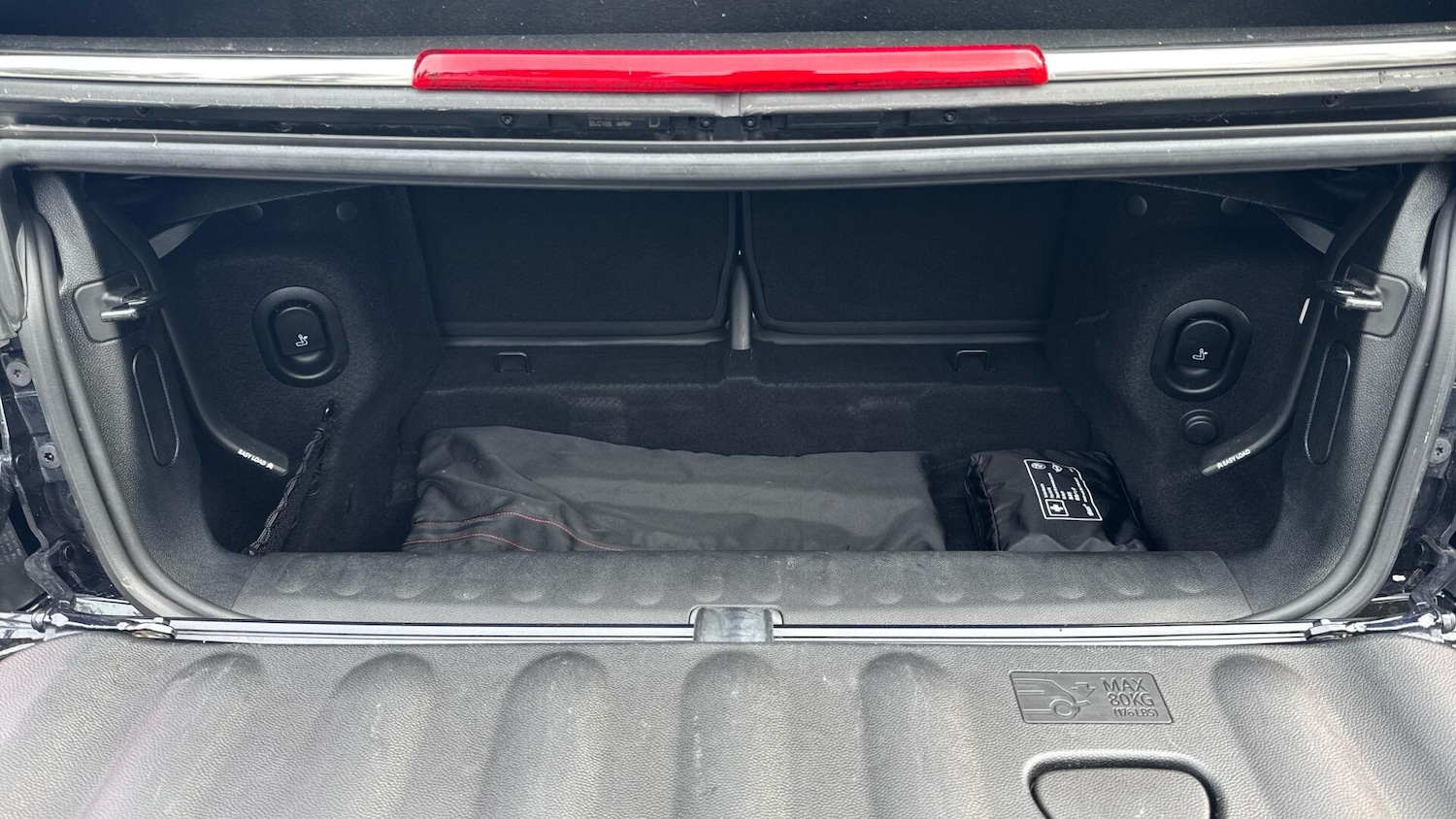 Used MINI Convertible 2020 for sale - 77892970: Photo 29