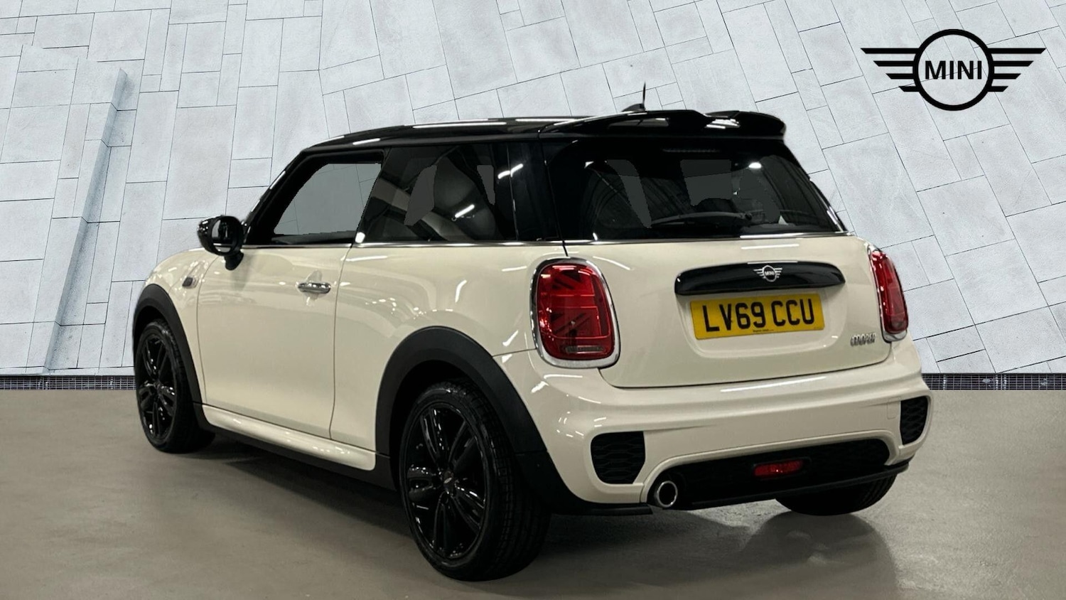 Used MINI Hatch 2019 for sale - 77616856: Photo 3