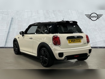 Used MINI Hatch 2019 for sale - 77616856: Photo