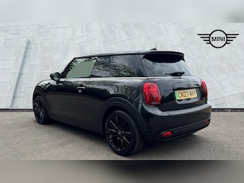 Used MINI Hatch 2023 for sale - 78503799: Photo