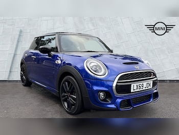 MINI Hatch feature image