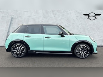 Used MINI Hatch 2025 for sale - 78276469: Photo