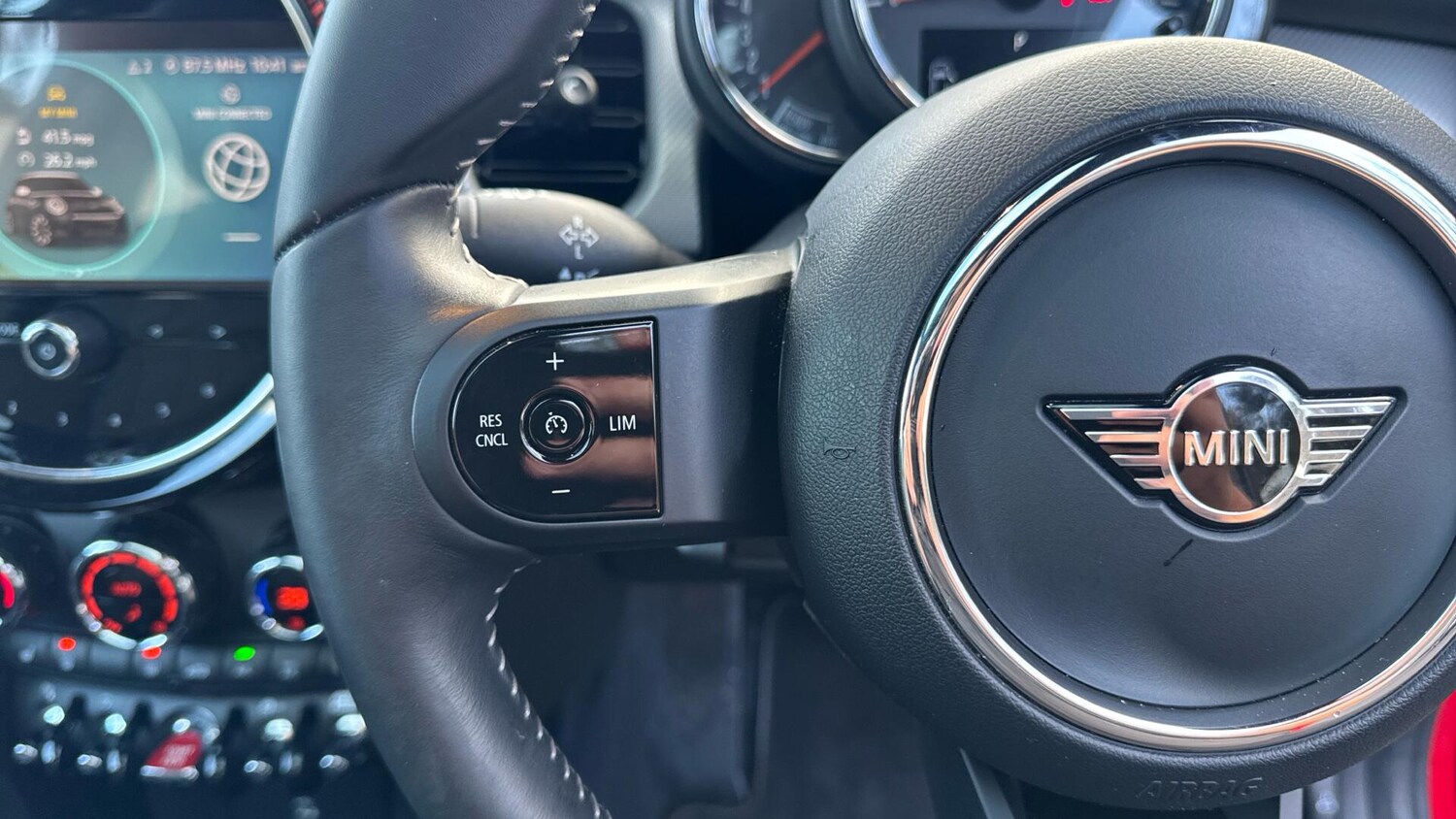 Used MINI Hatch 2022 for sale - 77616879: Photo 24
