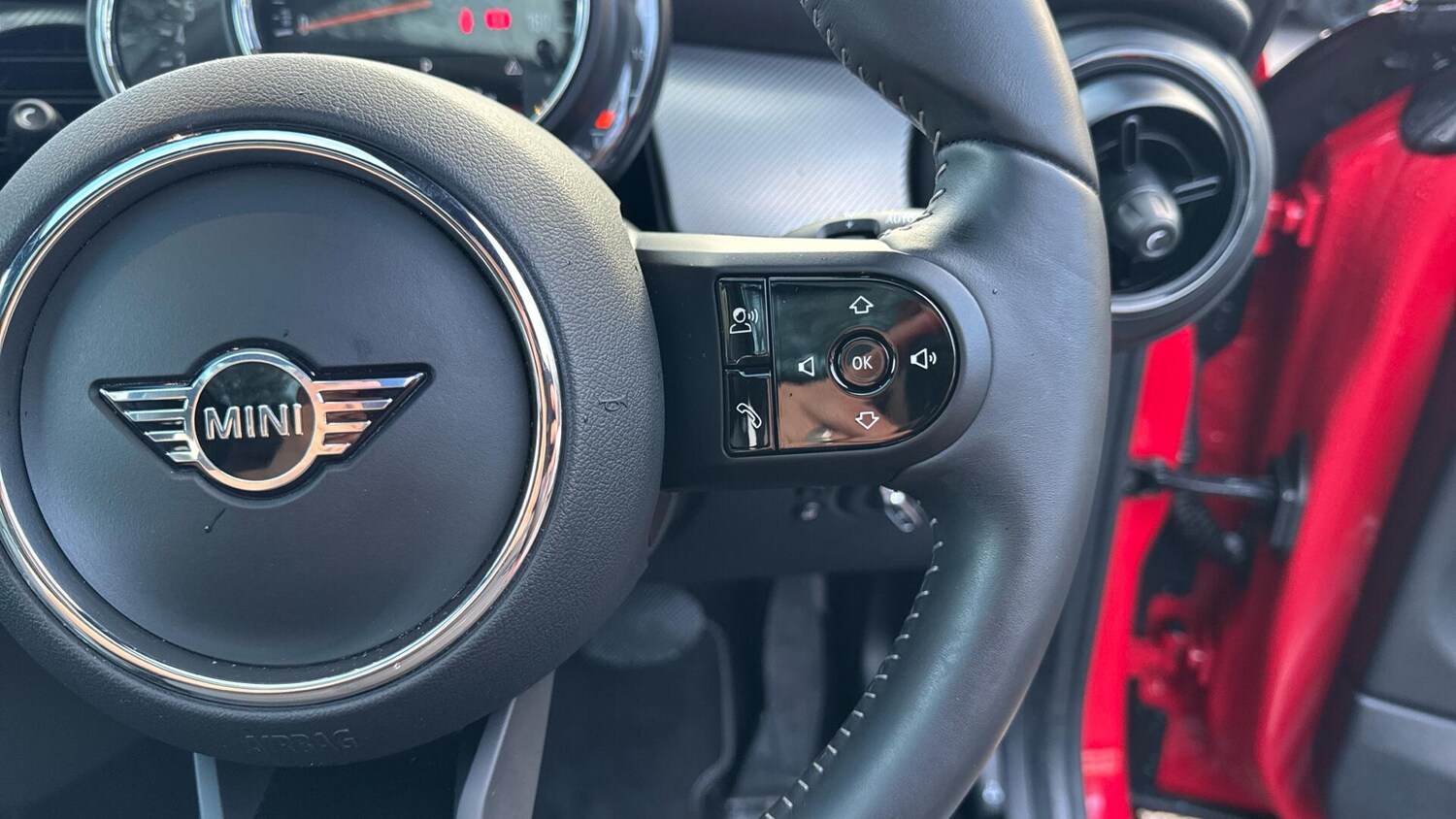 Used MINI Hatch 2022 for sale - 77616879: Photo 25