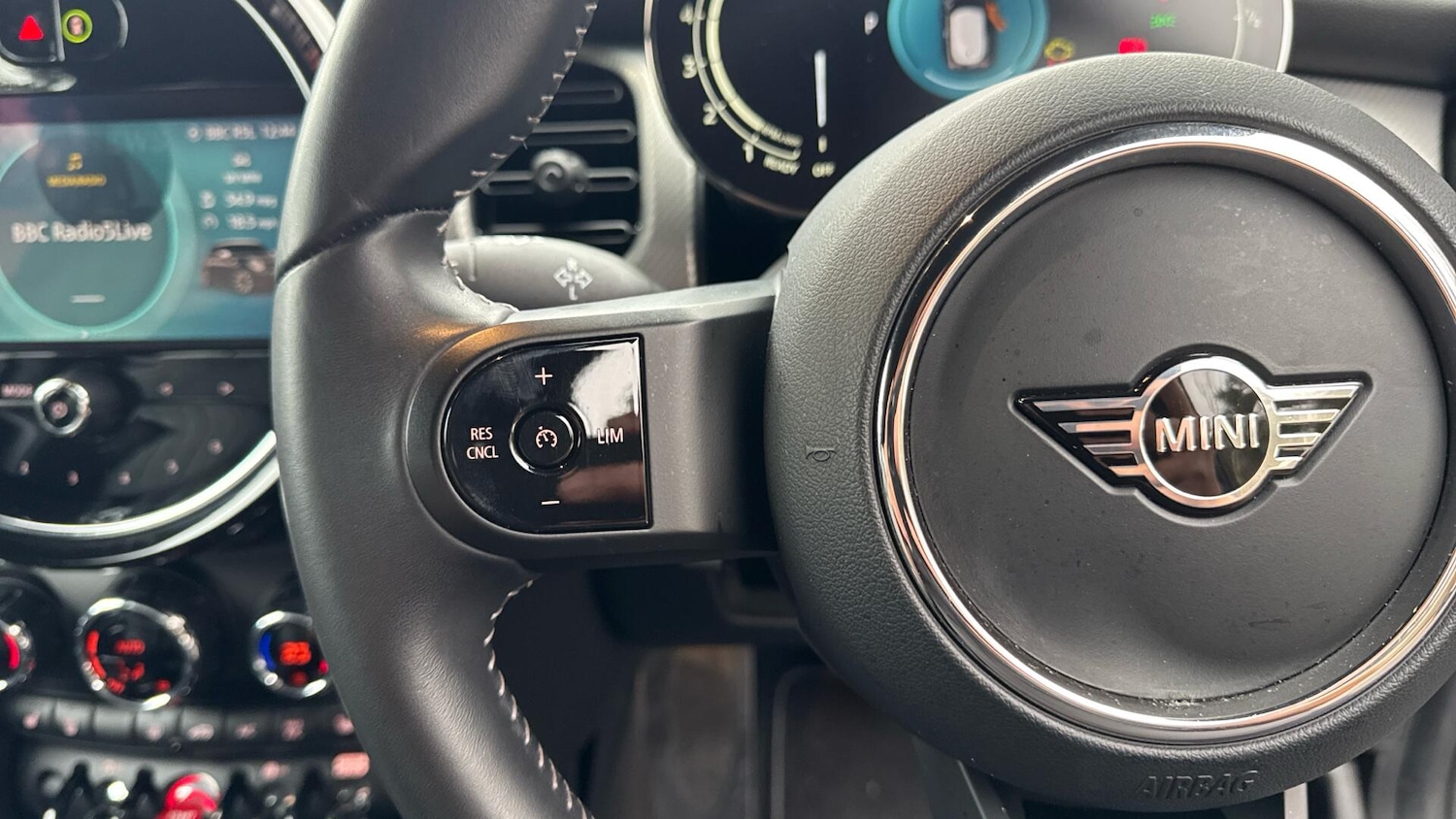 Used MINI Hatch 2023 for sale - 77625655: Photo 26