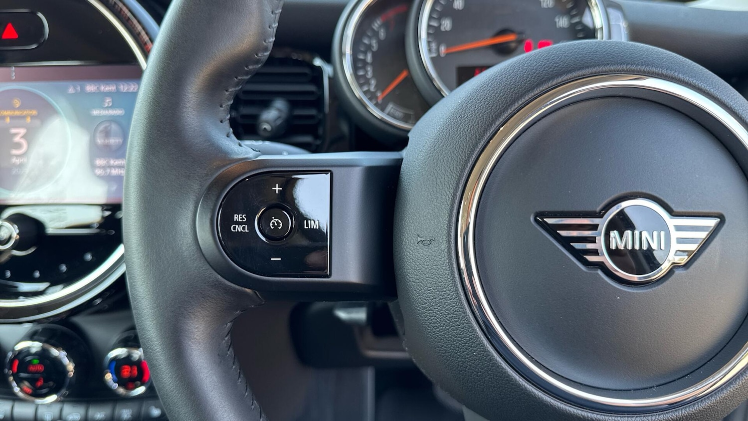 Used MINI Hatch 2022 for sale - 78034705: Photo 29