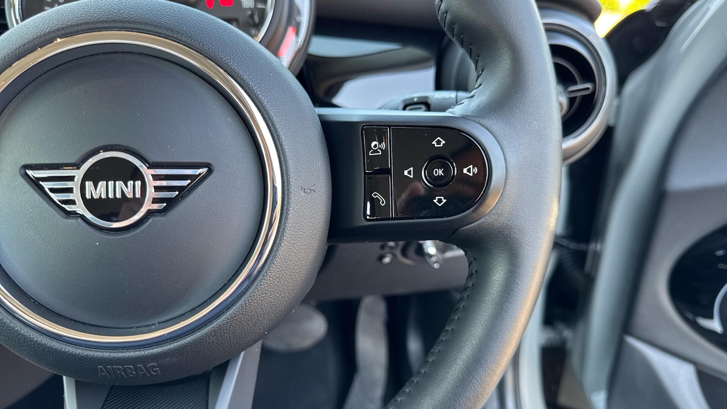Used MINI Hatch 2022 for sale - 78034705: Photo 30