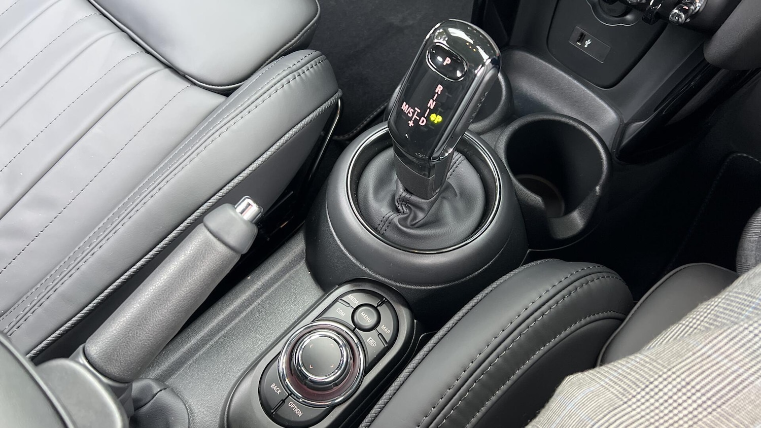 Used MINI Convertible 2022 for sale - 77625467: Photo 16