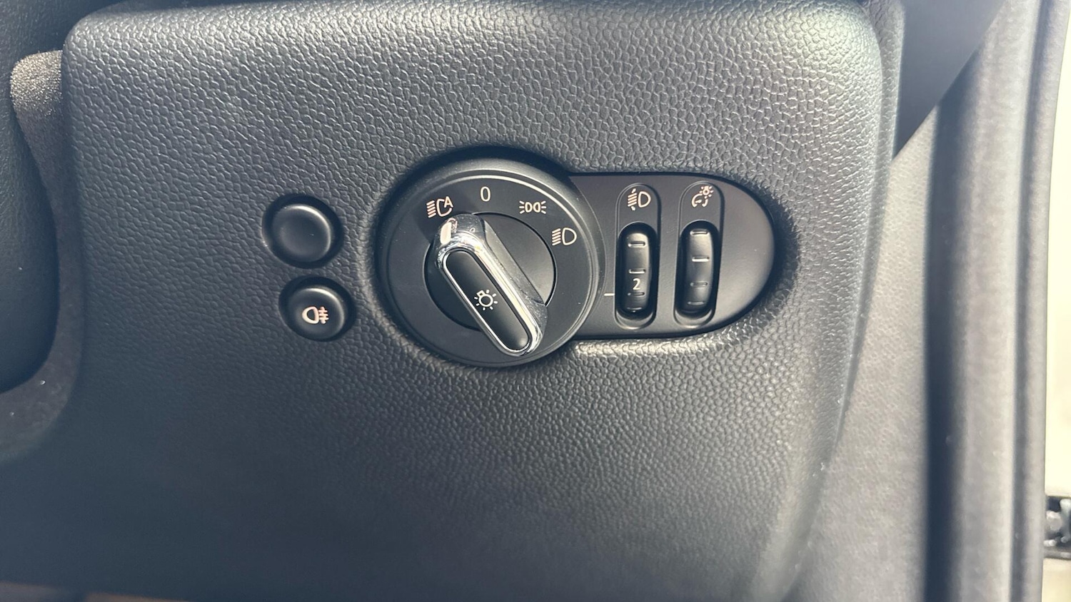 Used MINI Convertible 2022 for sale - 77625467: Photo 24