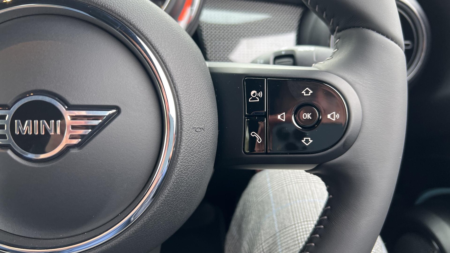 Used MINI Convertible 2022 for sale - 77625467: Photo 44