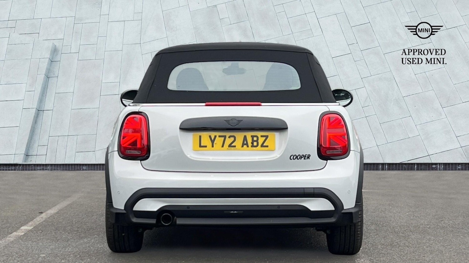 Used MINI Convertible 2022 for sale - 77625467: Photo 9