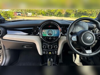 Used MINI Hatch 2022 for sale - 78335211: Photo